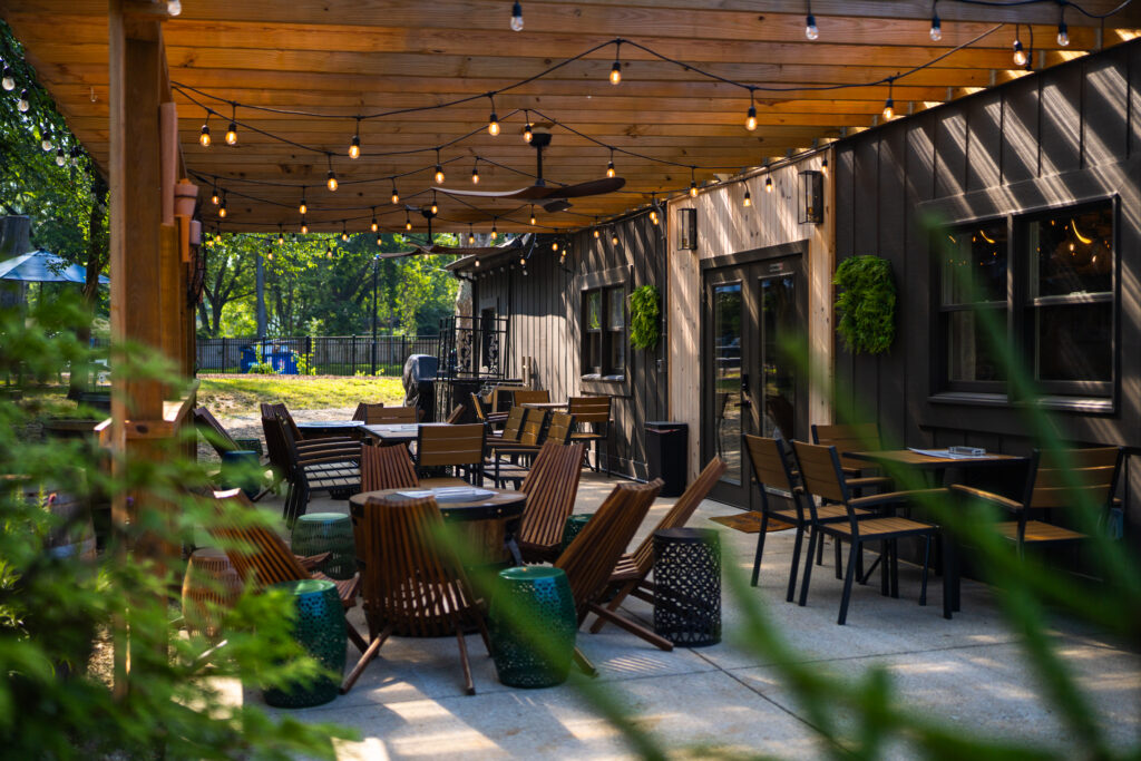 The covered patio at Solasta Winery